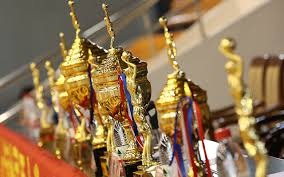 世体：阿隆索不用平图斯导致自己下课，皇马不满球队体能状态